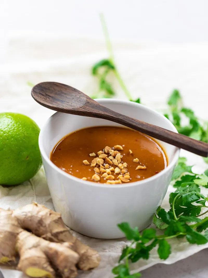 5 Minute Thai Peanut Sauce