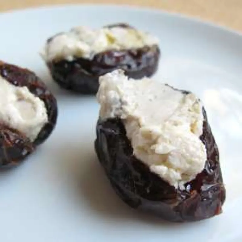 Medjool Dates with Walnut Cheese and Apple