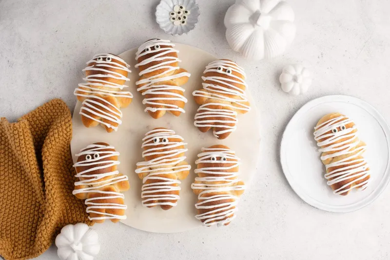 Halloween Brioche Mummies