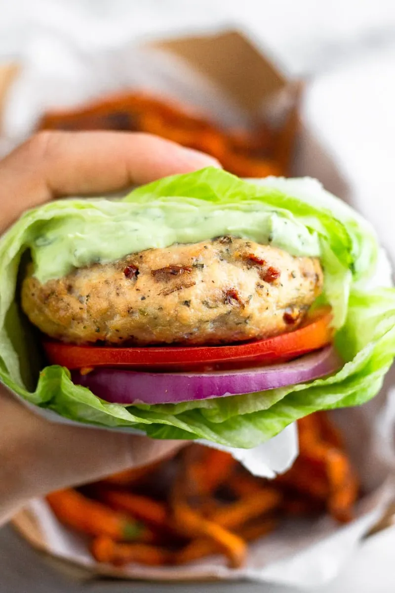 Sun-Dried Tomato Chicken Burgers with Avocado Basil Aioli (Paleo)