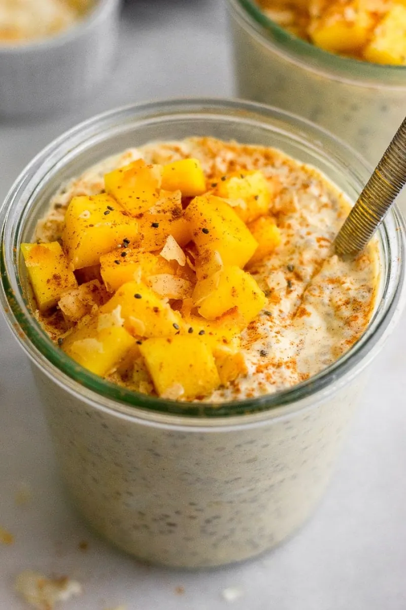 Cinnamon Mango Overnight Oats