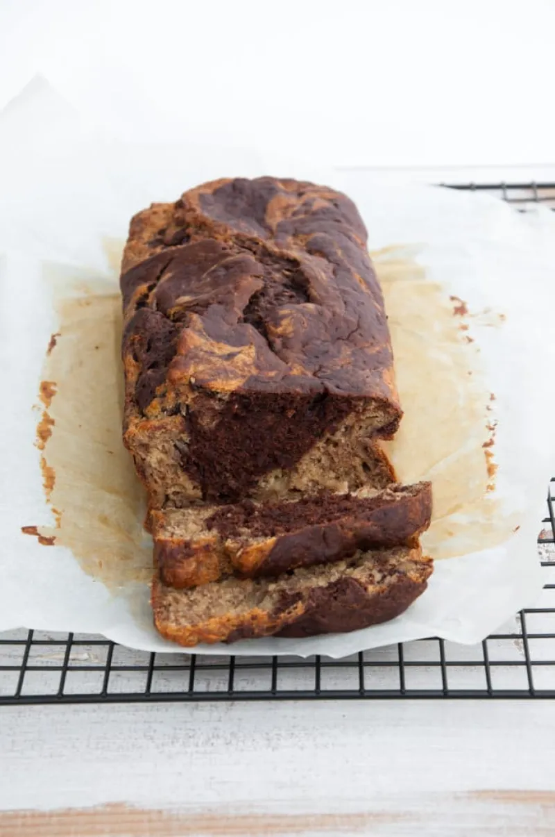 Marbled Banana Bread (vegan)
