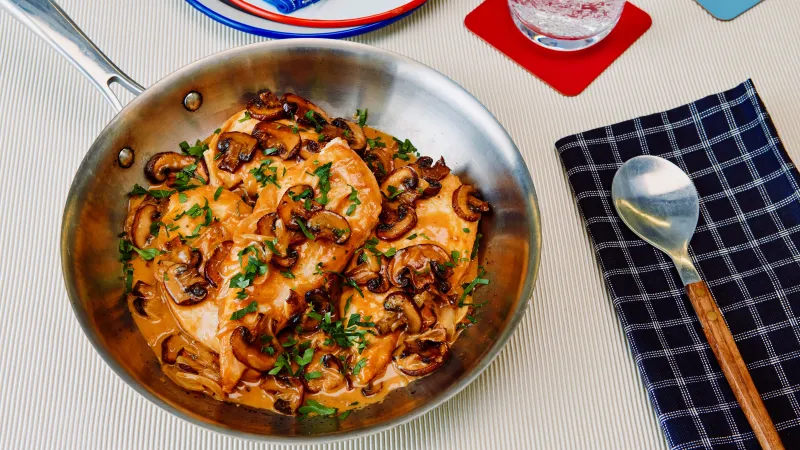 Speedy Chicken Stroganoff