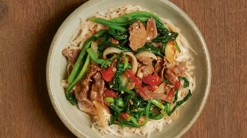 Stir-Fried Phá» Noodles With Beef