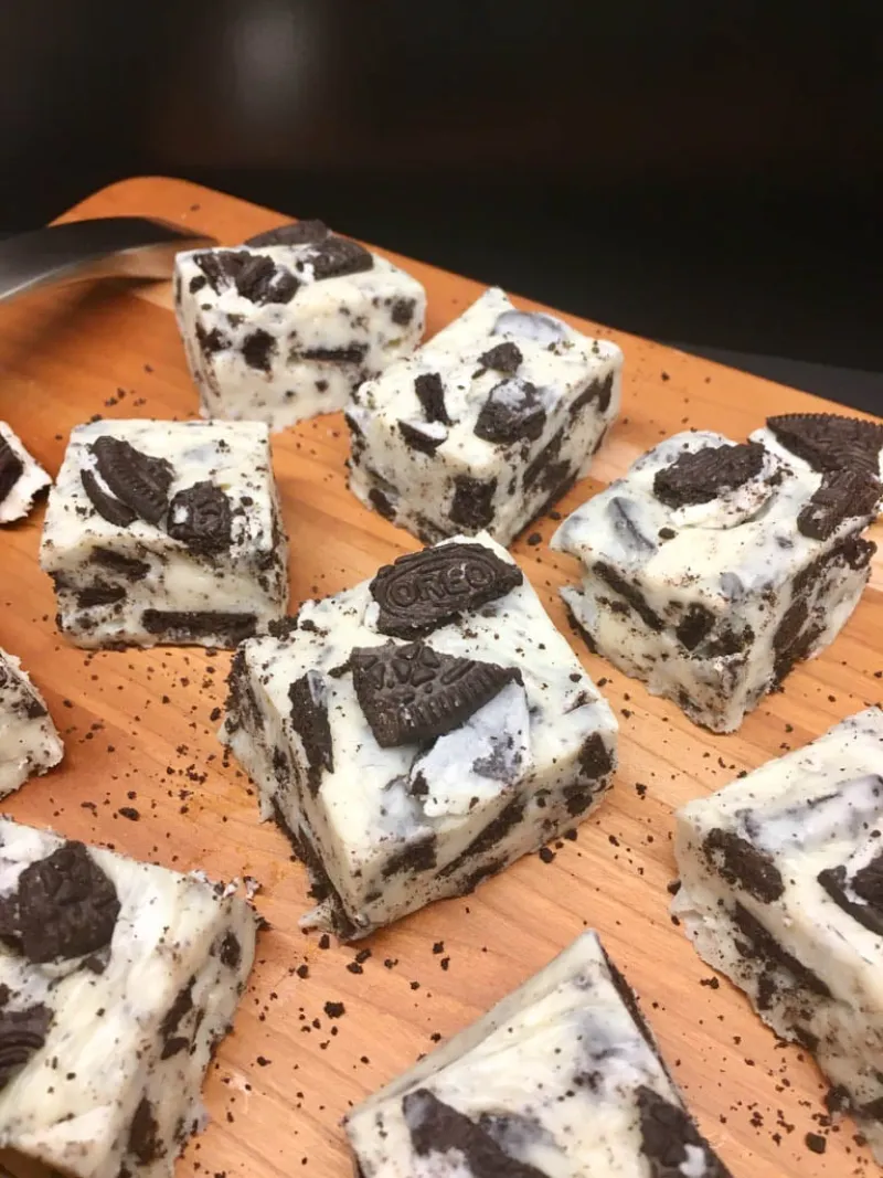3 Ingredient Oreo Fudge
