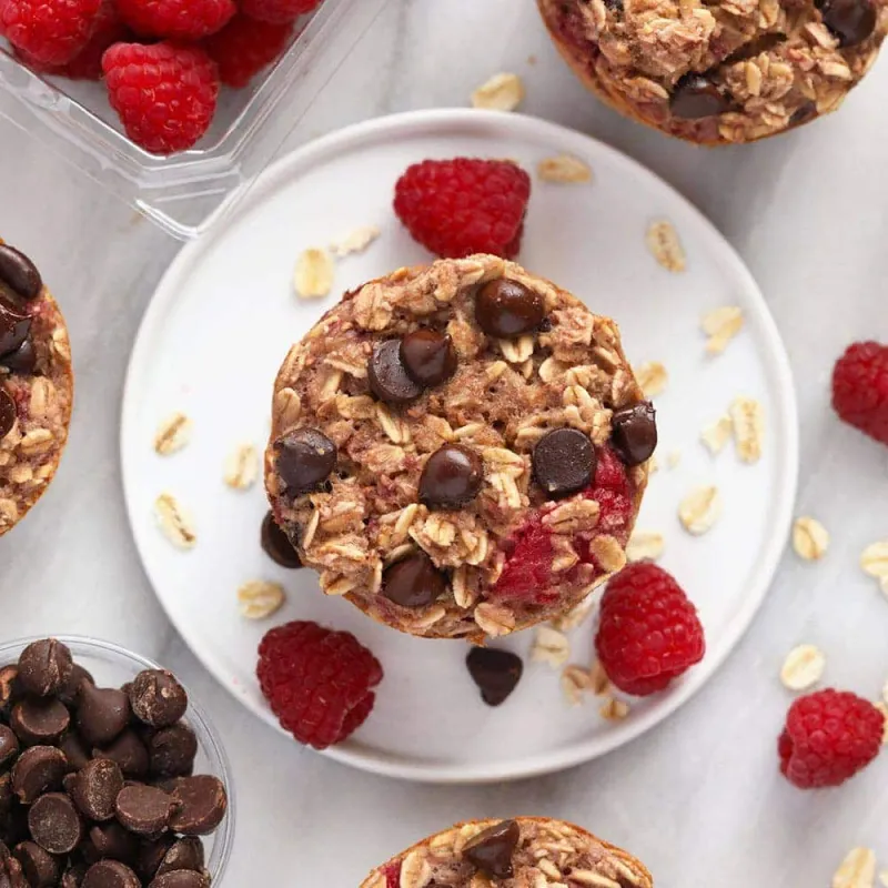 Raspberry Chocolate Chip Baked Oatmeal Cups