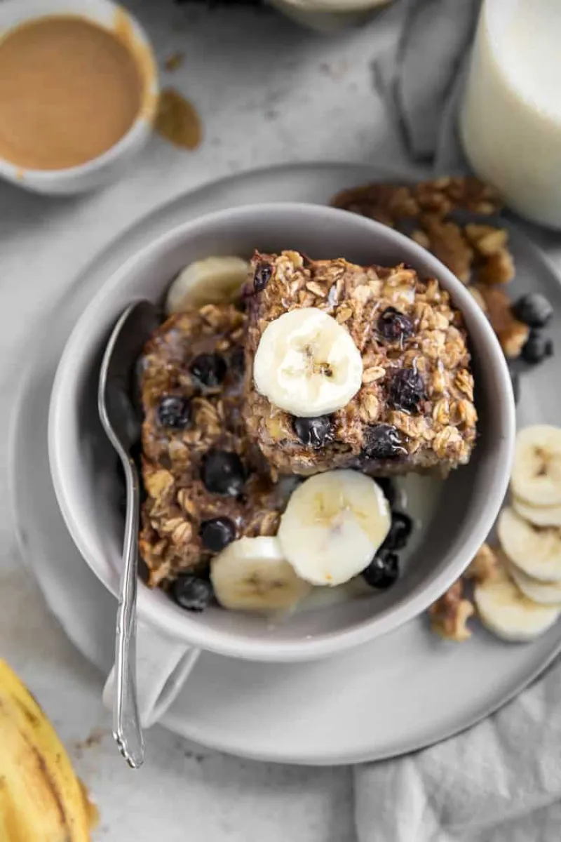 Baked Banana Oatmeal