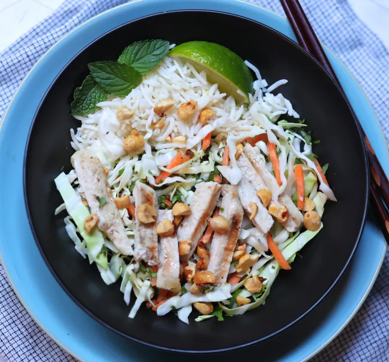 Crunchy Vietnamese Chicken Salad