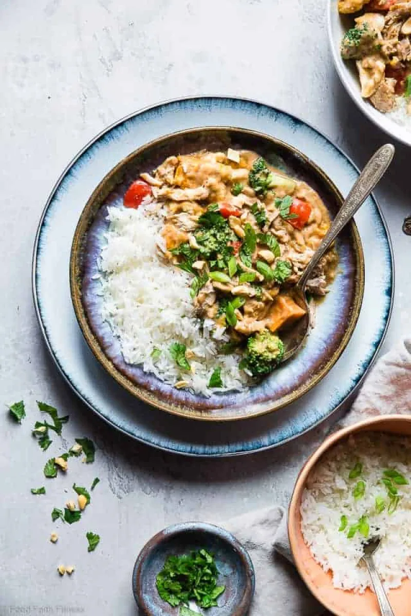 Crock-Pot Thai Peanut Butter Chicken Curry