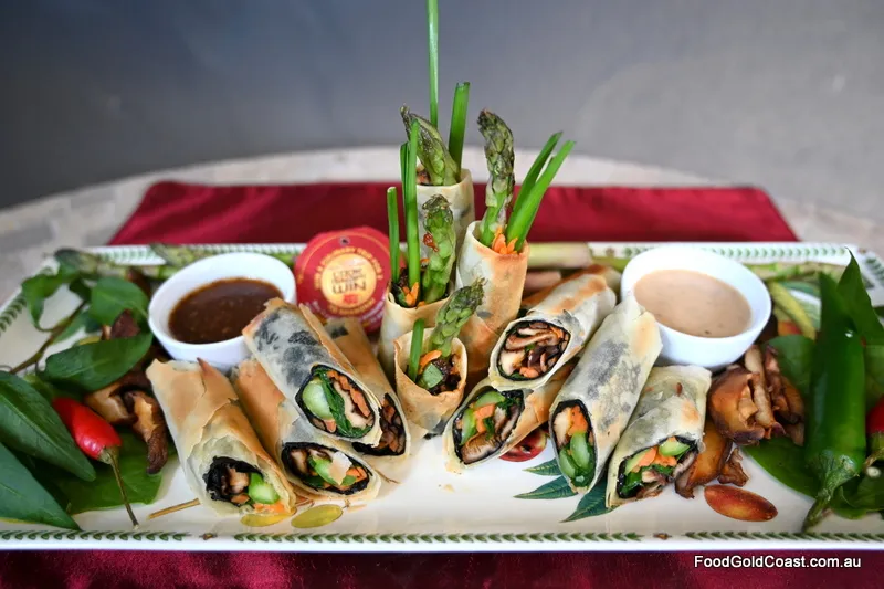Shitake mushroom and asparagus nori rolls