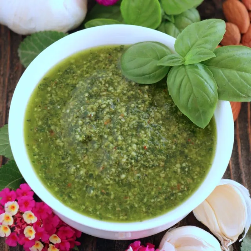 Simple Homemade Basil Pesto Sauce