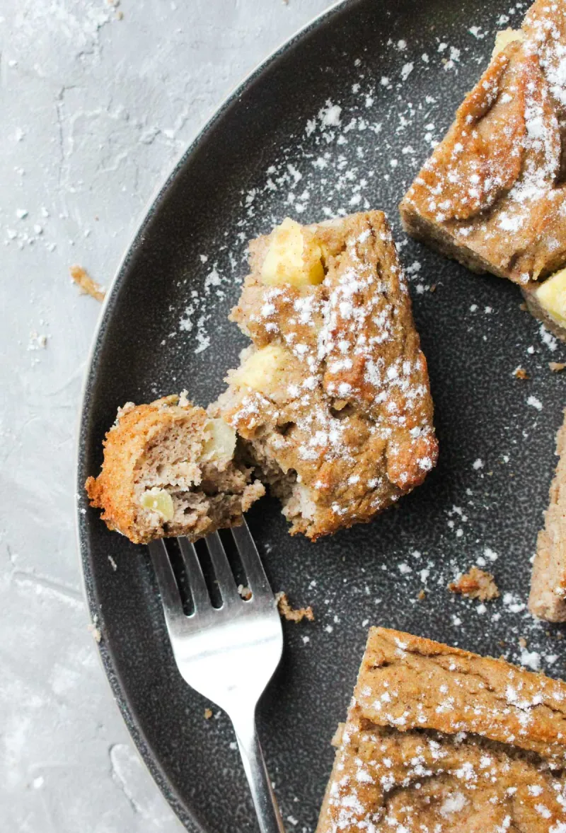 Healthy Apple Spice Cake
