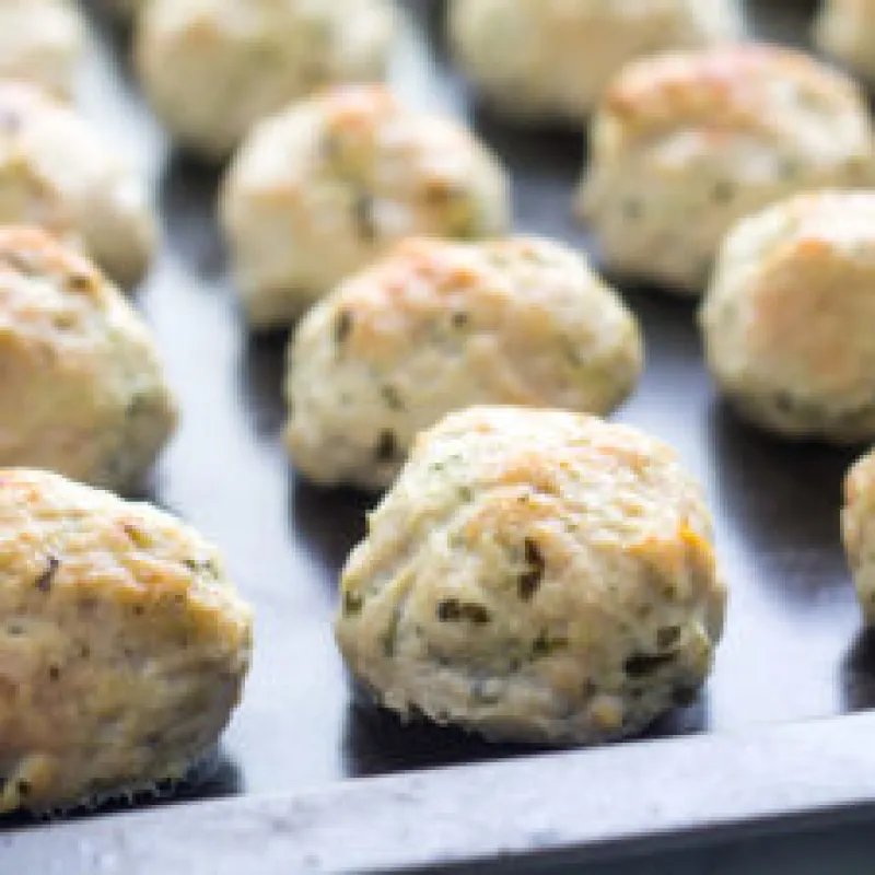 Low Fodmap Pesto Turkey Meatballs