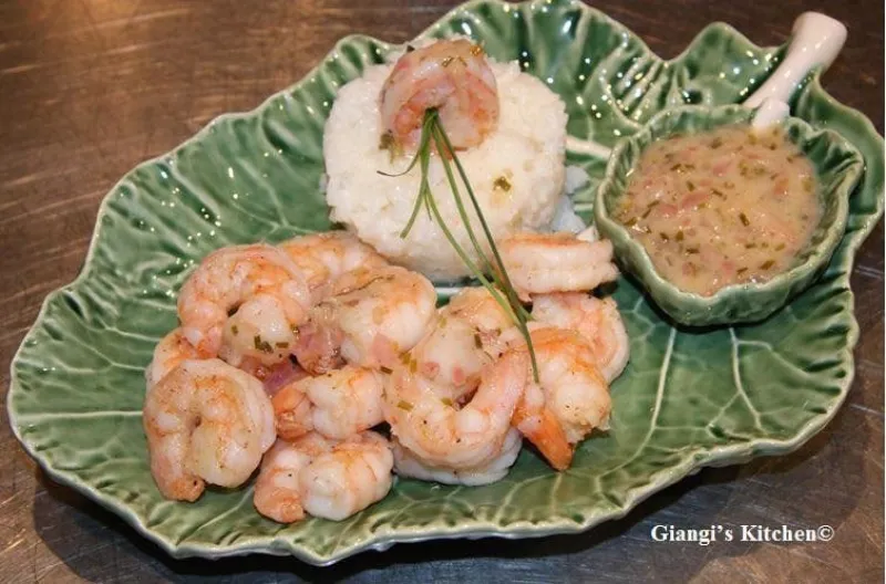 Prawns with Lemon, Chives Butter Sauce