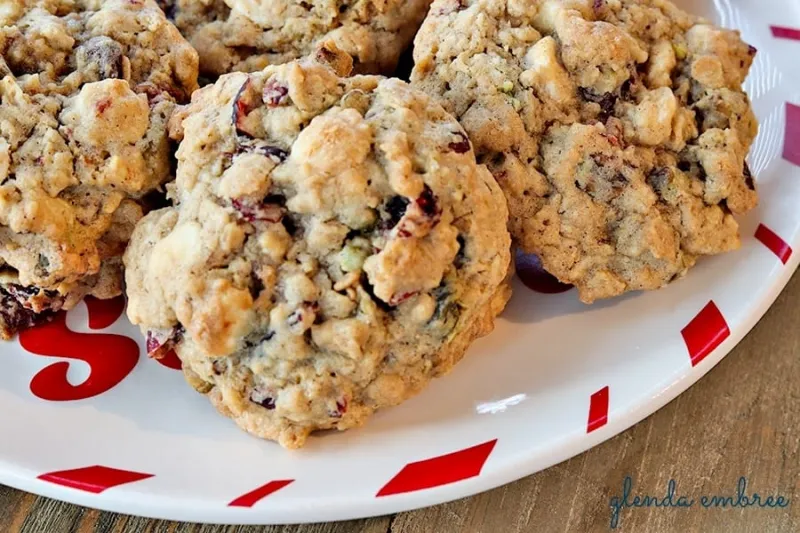 Cranberry Pistachio Oatmeal Cookies
