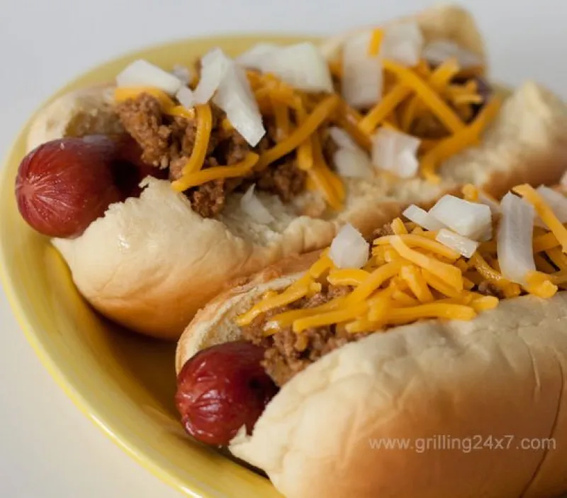 Chili Dogs with a Chili Sauce