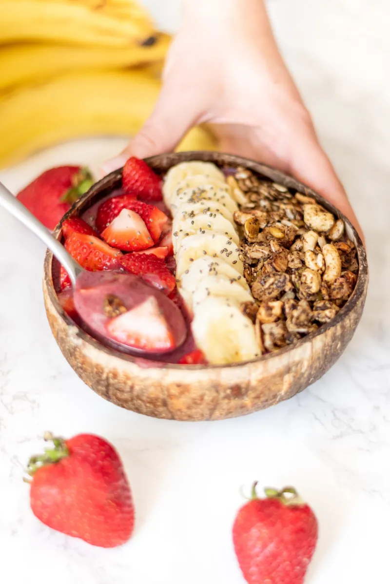 Antioxidant Smoothie Bowl (vegan, gluten-free)