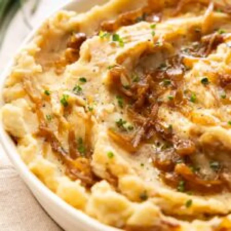 Caramelized Onion Mashed Potatoes (Vegan)
