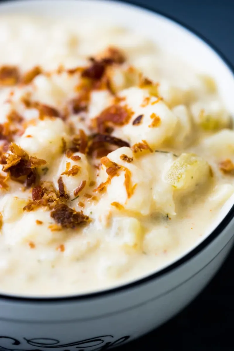 Instant Pot Cheesy Potato Soup