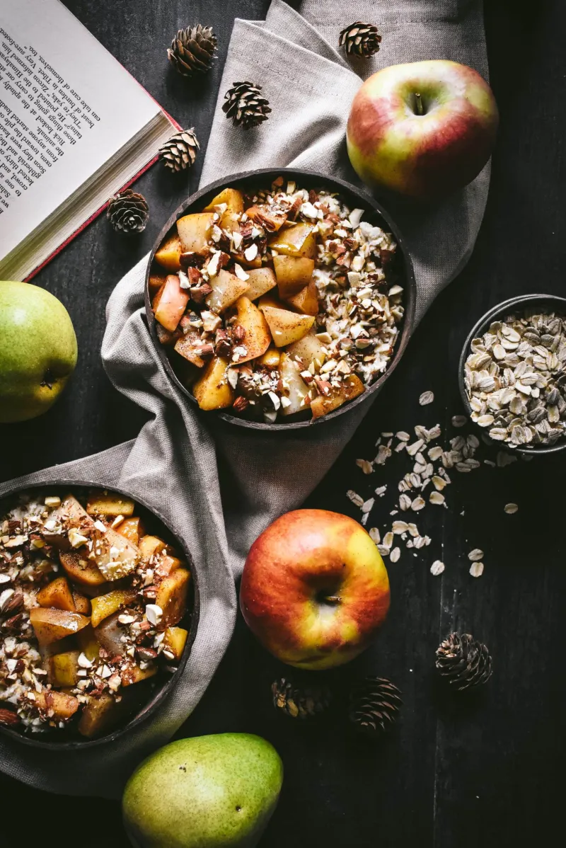 Healthy Winter Oatmeal with Stewed Apples