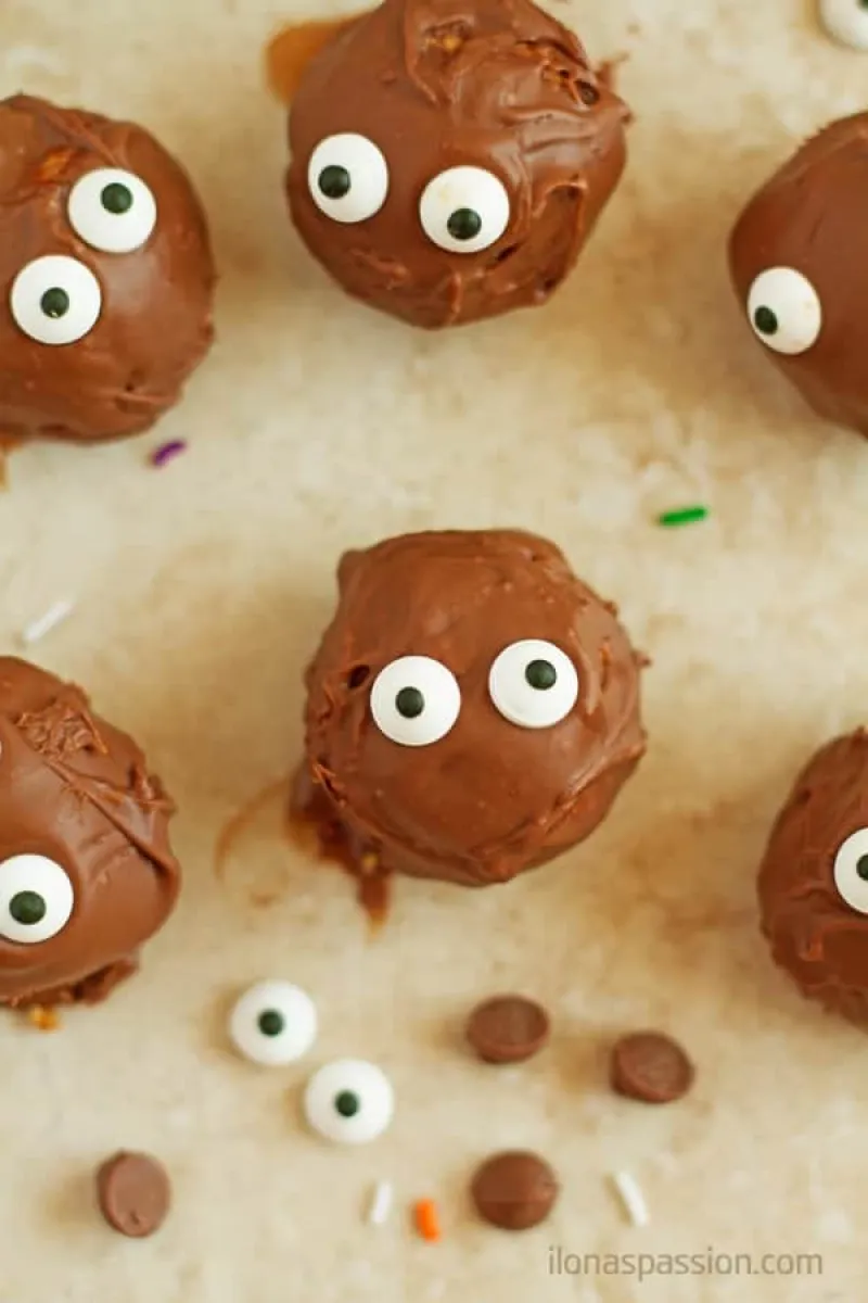 Halloween Chocolate Pumpkin Truffles