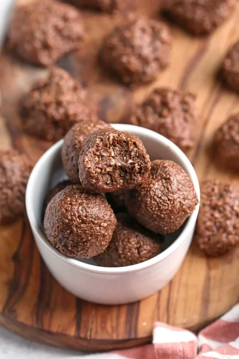 Paleo Nut Free Chocolate Coconut Bites