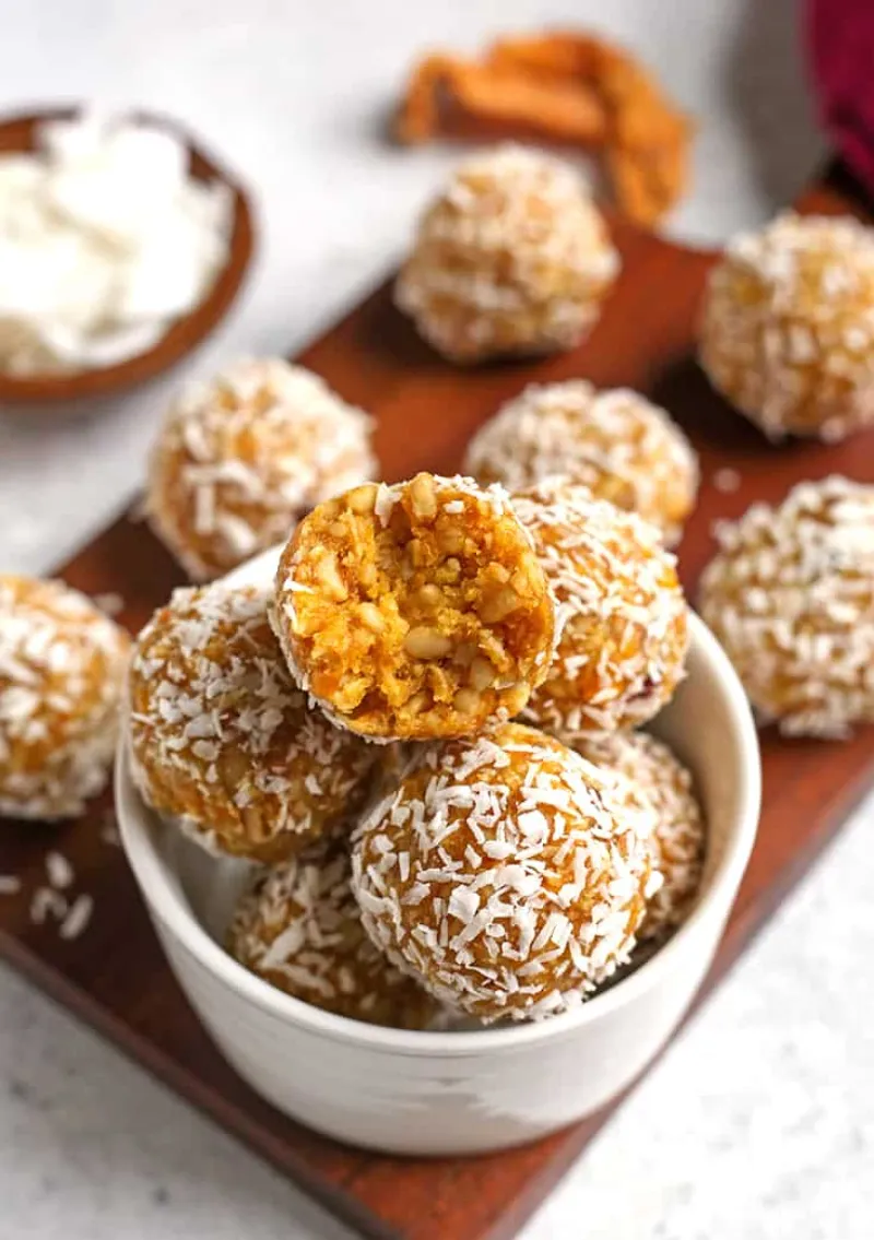 Paleo Vegan Mango Coconut Bites