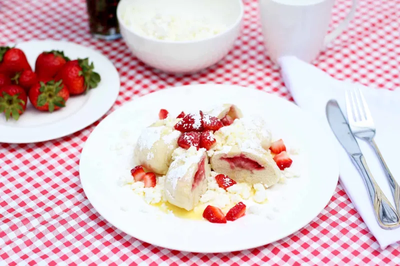 STRAWBERRY DUMPLINGS WITH COTTAGE CHEESE