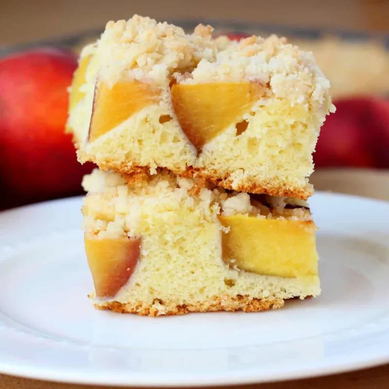 PEACH STREUSEL SQUARES