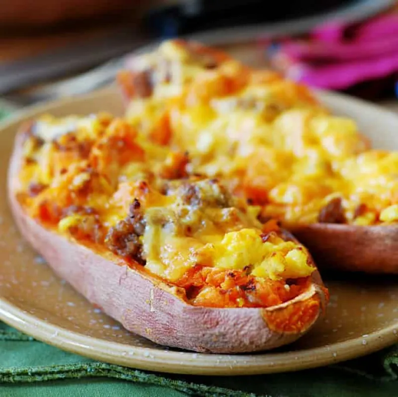 Sausage and Eggs Stuffed Sweet Potatoes