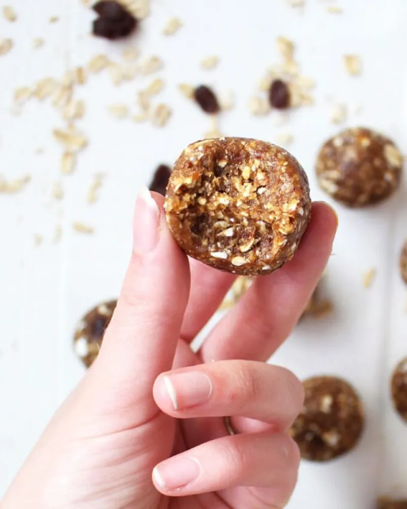 Oatmeal Raisin Energy Balls
