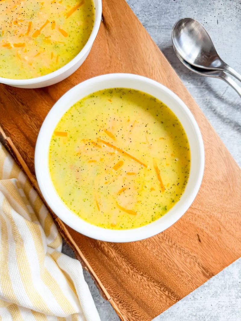 Broccoli Cheddar Soup (Low Carb and Weight Watchers Friendly)