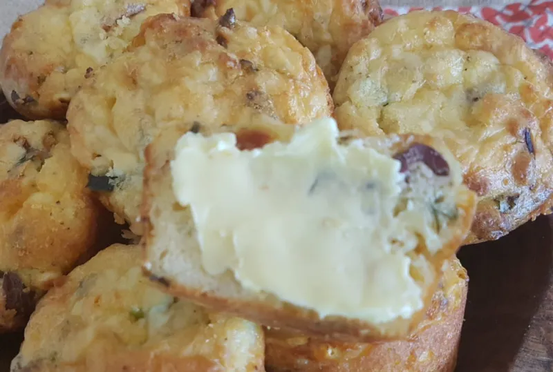 Low Carb Feta Tomato and Olive Muffins