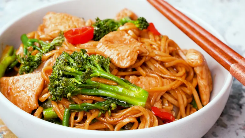 Chicken and Broccoli Noodles