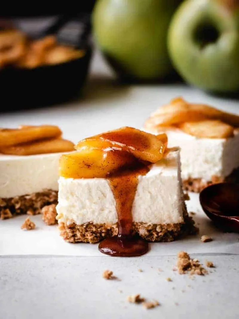 Caramel Apple Cheesecake Bars