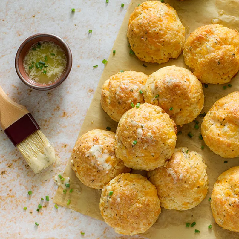 Cheddar Garlic Biscuits