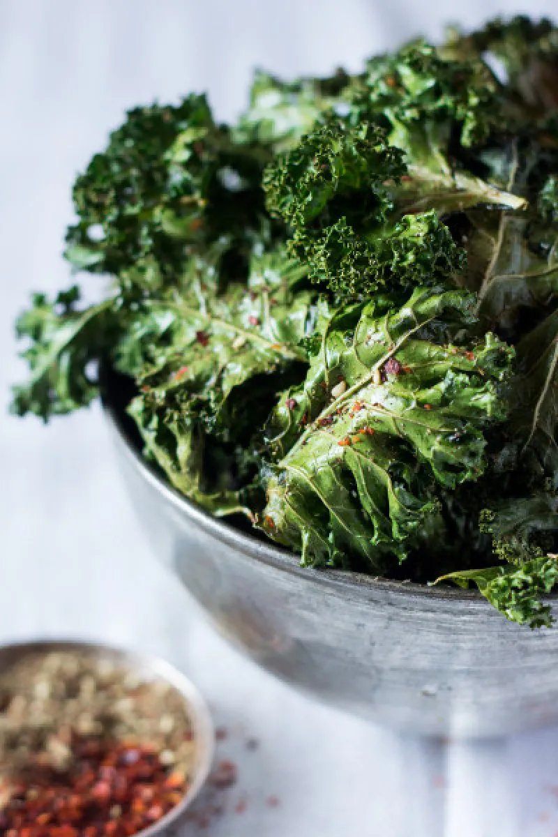 Vegan kale chips