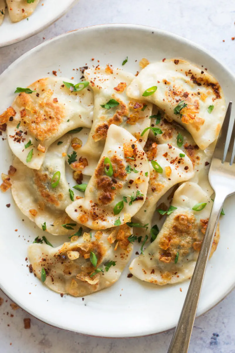 Vegan spinach and ricotta pierogi