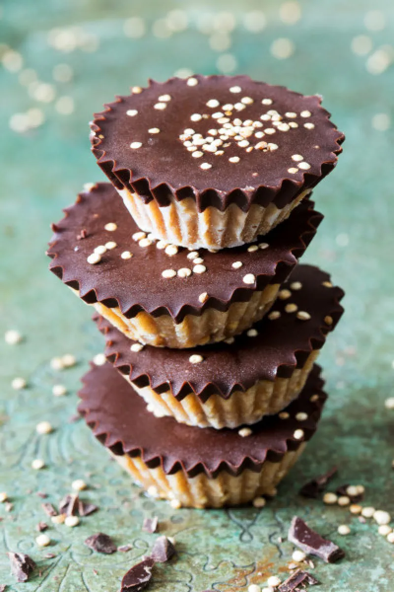 Miso peanut butter fudge cups with quinoa