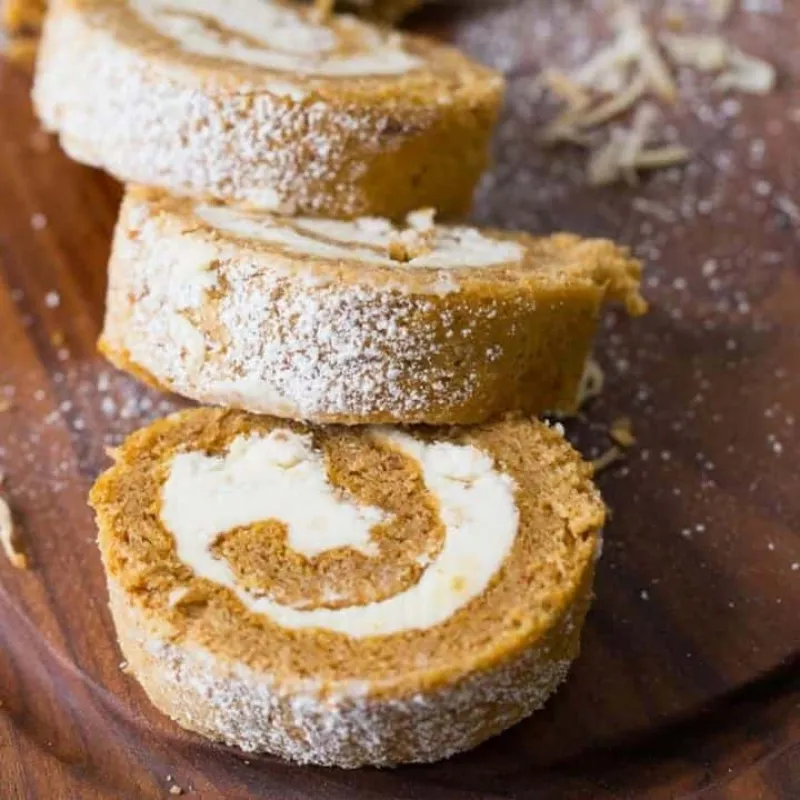 The Best Pumpkin Roll