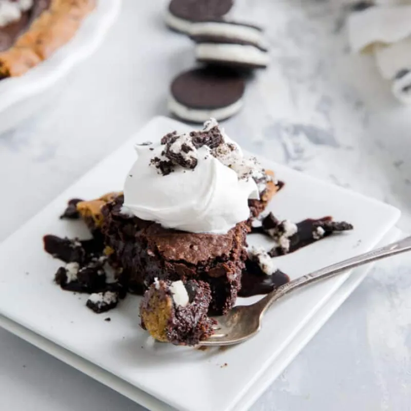Slutty Brownie Pie