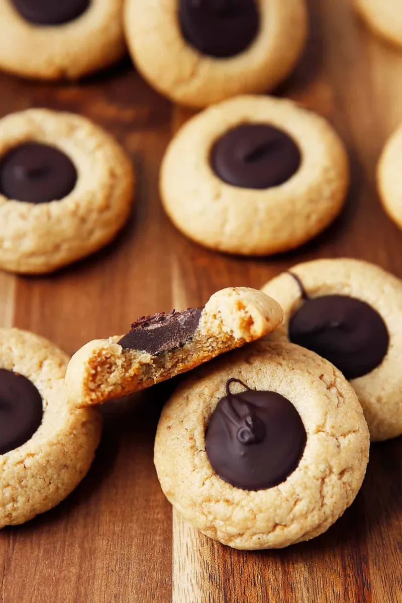 HEALTHIER PEANUT BUTTER BLOSSOMS