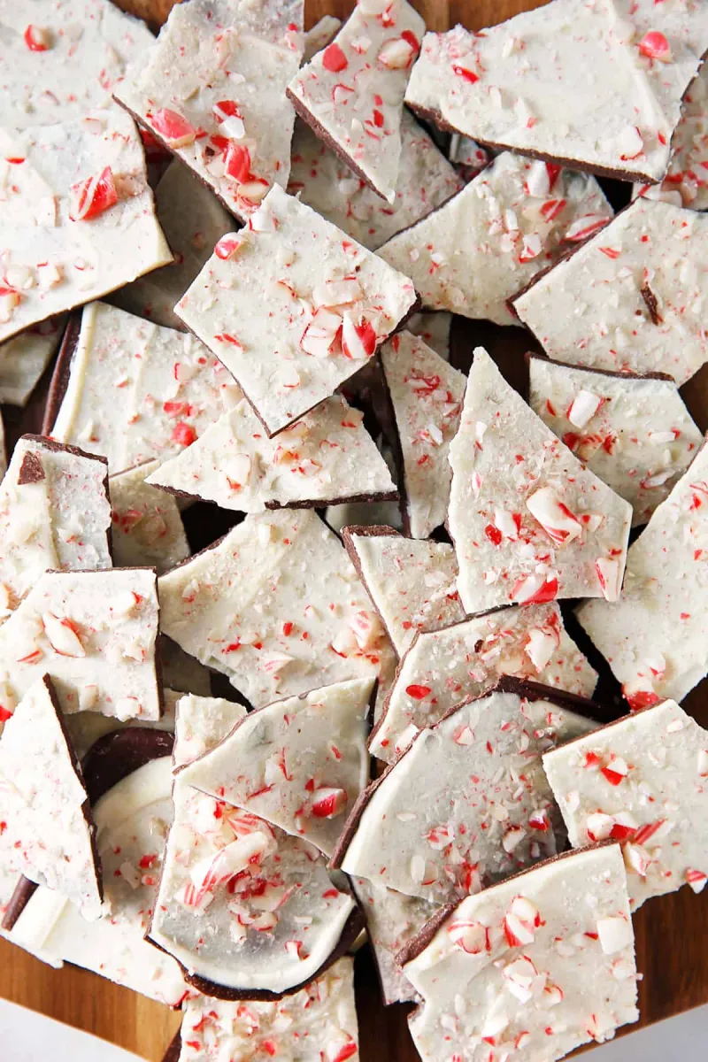 EASY PEPPERMINT BARK RECIPE