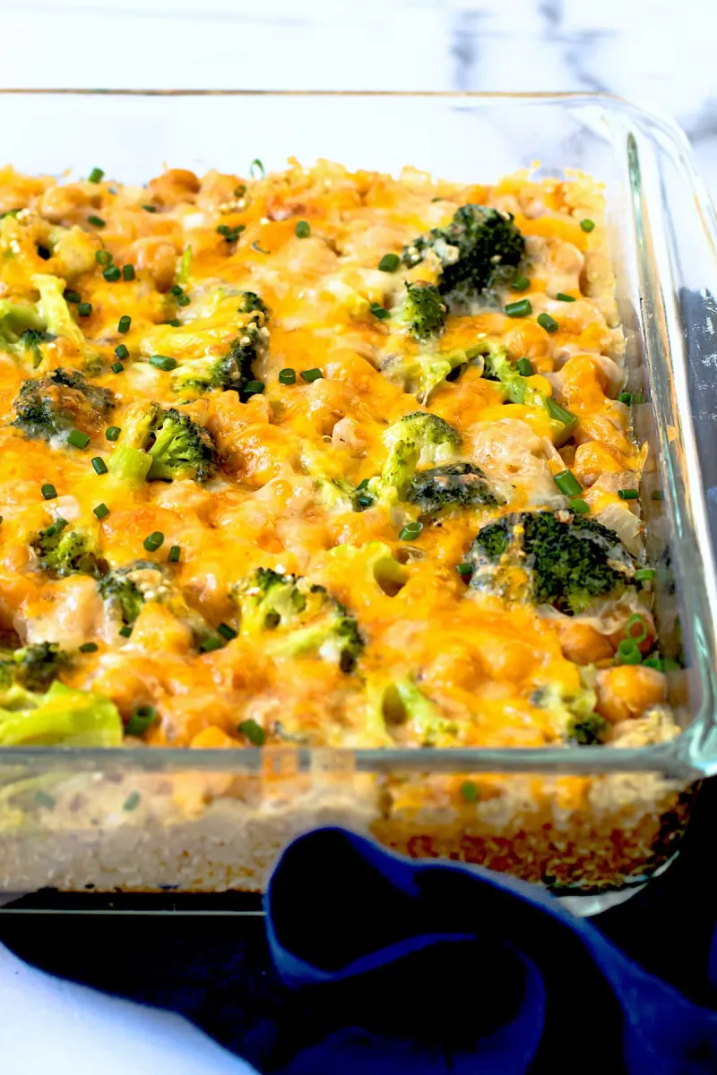 BROCCOLI QUINOA CASSEROLE