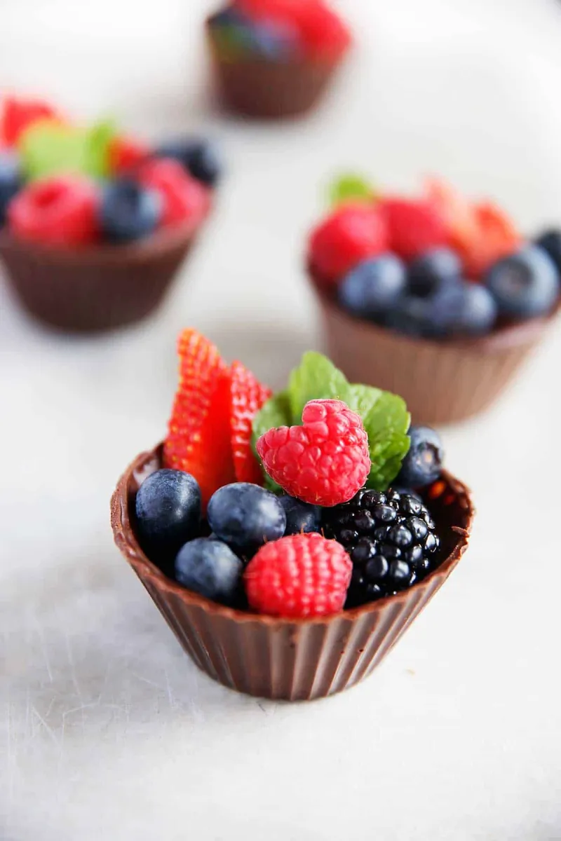 CHOCOLATE DESSERT CUPS