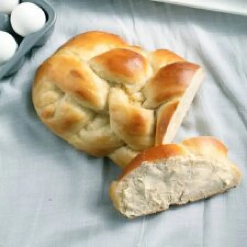 Simple Challah Bread