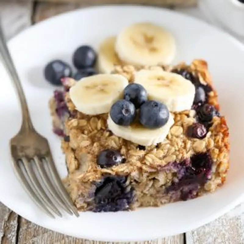 Blueberry Banana Baked Oatmeal