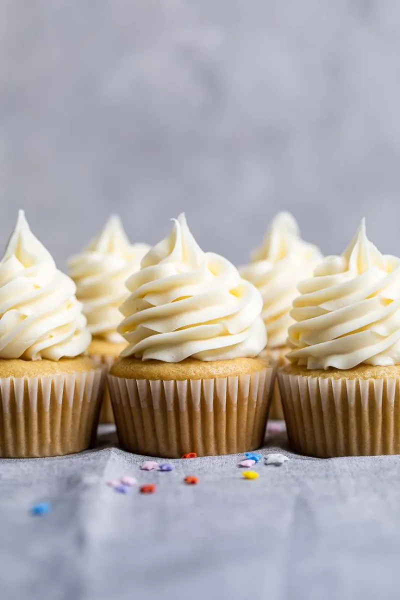Vegan Vanilla Cupcakes