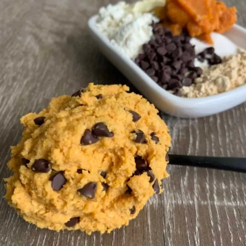 Peanut Butter Chocolate Chip Protein Cookie Dough