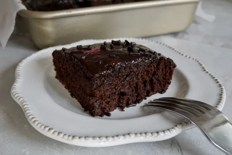 Small-batch Chocolate Ganache Cake